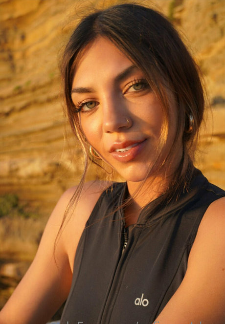 famous midget onlyfans hd gallery