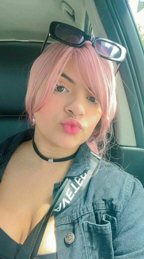 bisexual onlyfans sexy image