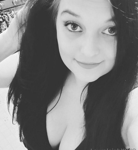 granny thick onlyfans nude pic