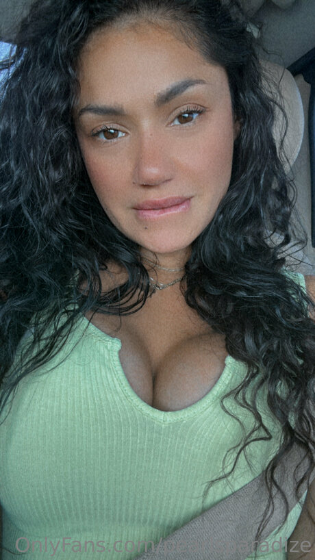 Pearlsparadize top actress images