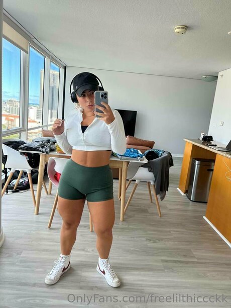 Lilthiccckktv exclusive star images