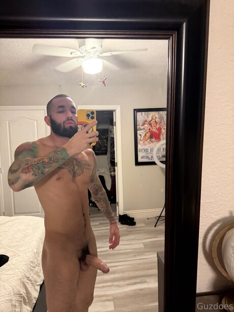 Guzdoes pornstar hd pics