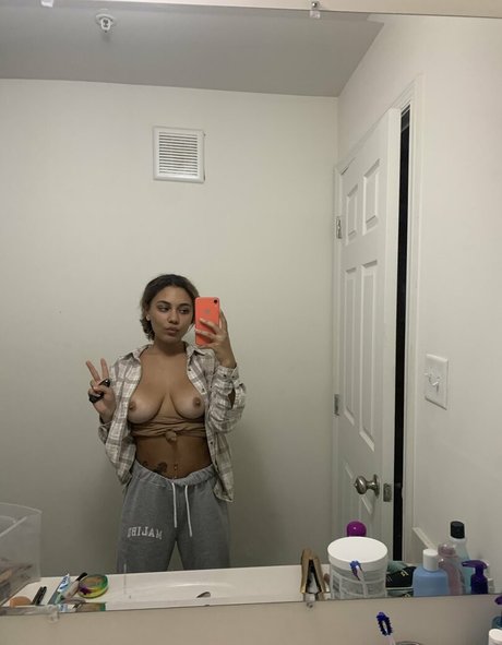 victoriavixo porn star photos