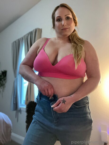 Piperplatinumfree model photo