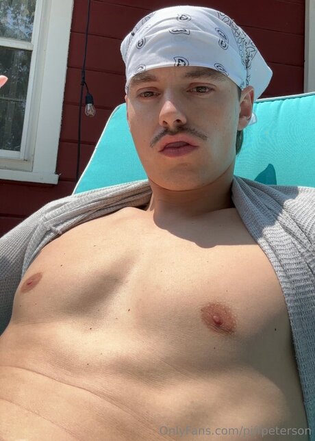 Piffpeterson nudes model photo