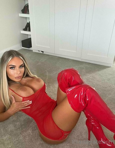 bisexual onlyfans pornographic photos