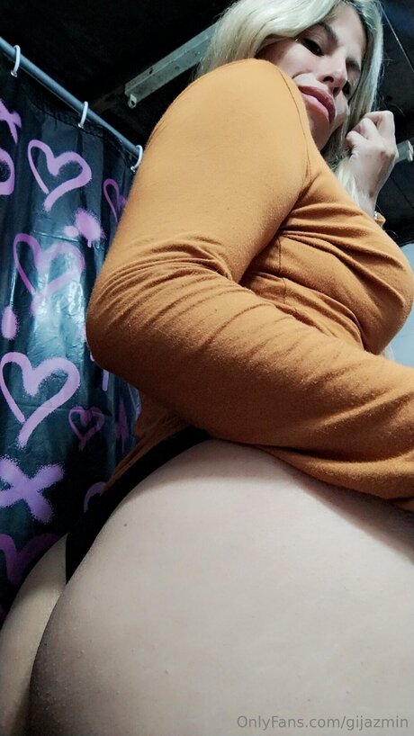 swinger wife onlyfans sexy nudes photos