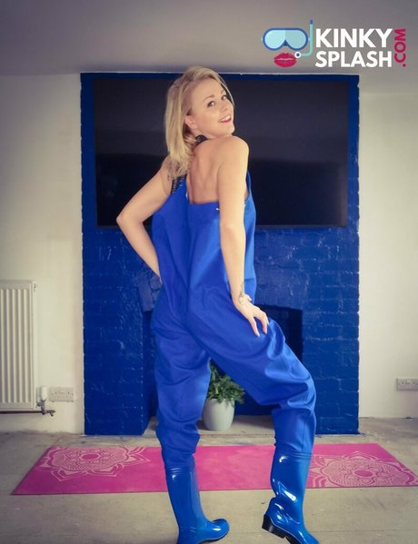 ukcutegirl star best photos