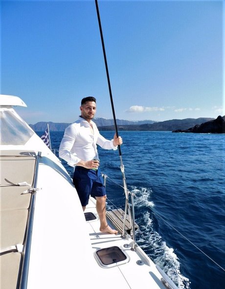 marius94 model exclusive gallery