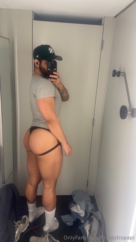 Theasstropapi hot actress img
