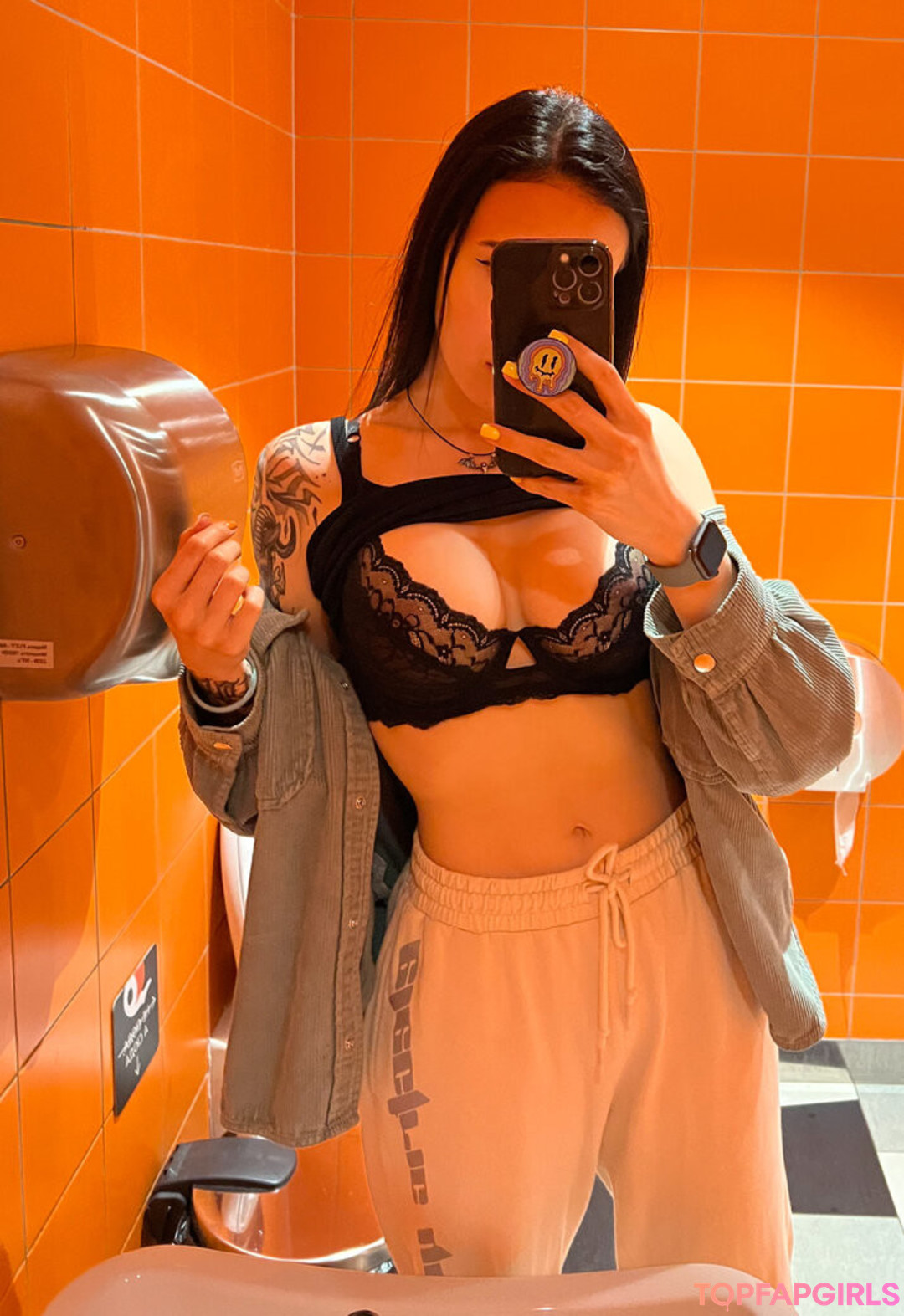 Даша Дошик очаровывает своей красотой