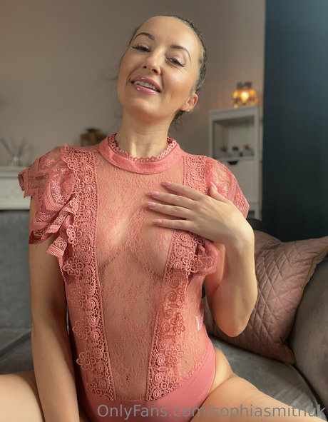 young teen onlyfans erotic photos