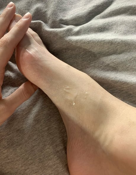 bellabeloved3 naked actress pic