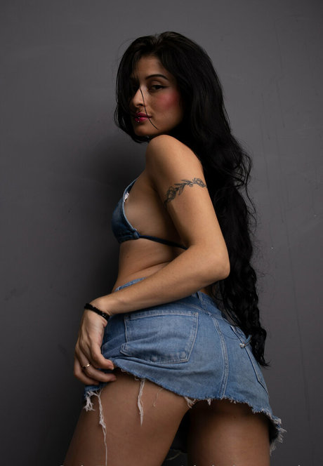 christinecaprice erotic model pic
