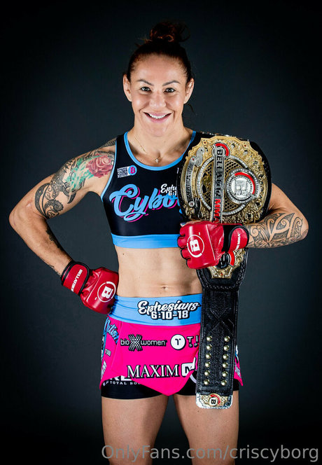criscyborg naked pornstar gallery