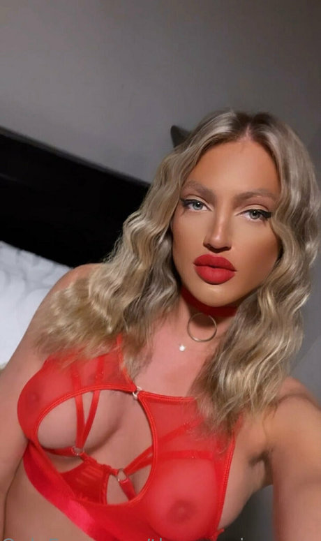 fun milf onlyfans sexy pic