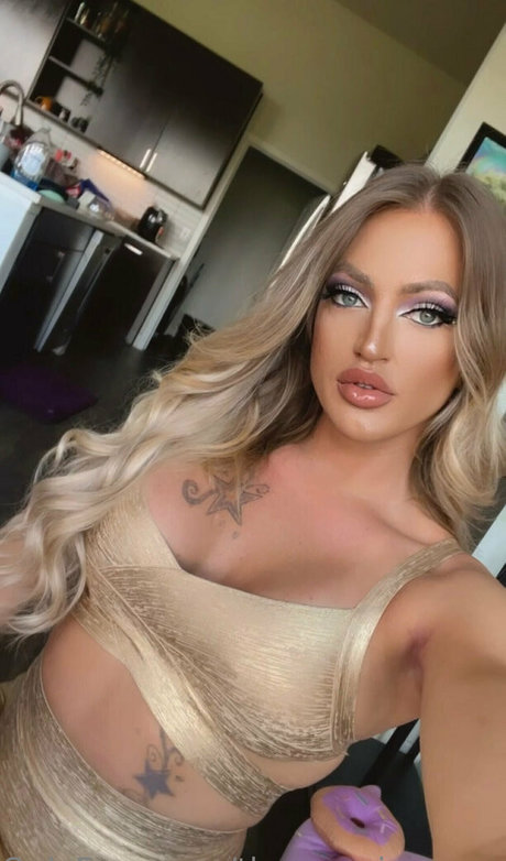 theeveemarie exclusive model galleries