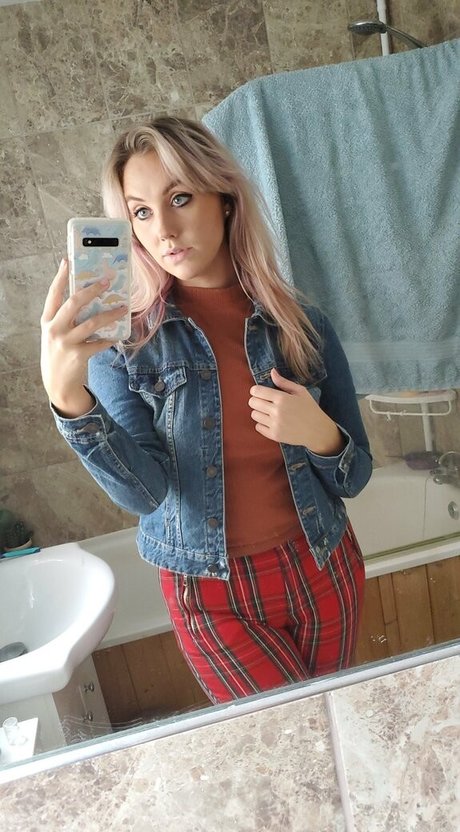 bigblueeyes666 star pornographic photos