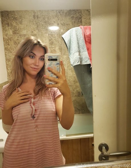 bigblueeyes666 sexy pornstar gallery